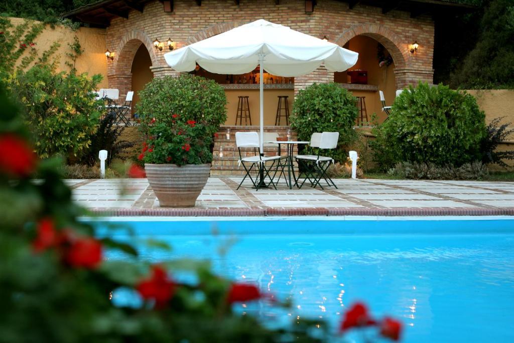 Hotel Antonios Ancient Olympia Bagian luar foto